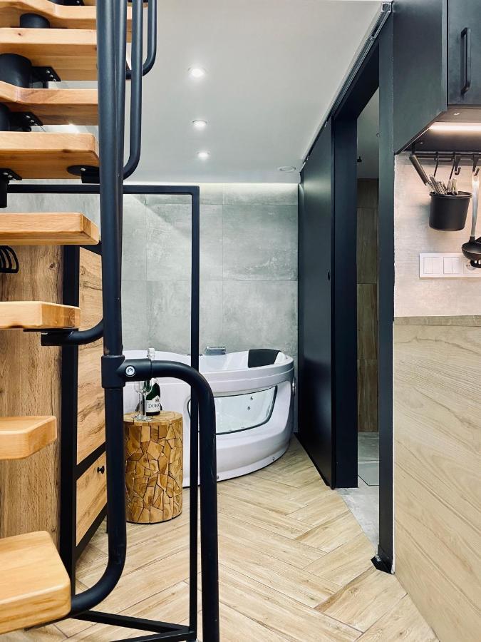 Apartment Premium Jacuzzi For Couples, Old Town Краков Экстерьер фото